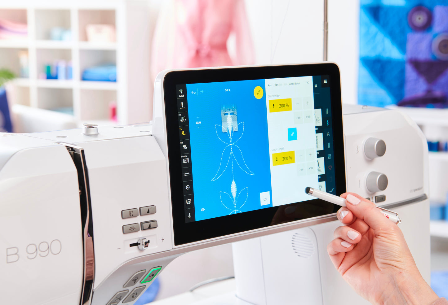 BERNINA 990 Sewing Machine