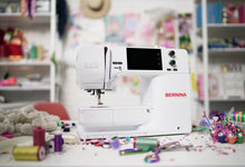 Load image into Gallery viewer, BERNINA 475 QE Sewing Machine