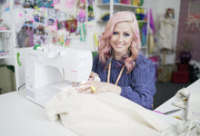 Load image into Gallery viewer, BERNINA 435 Sewing Machine