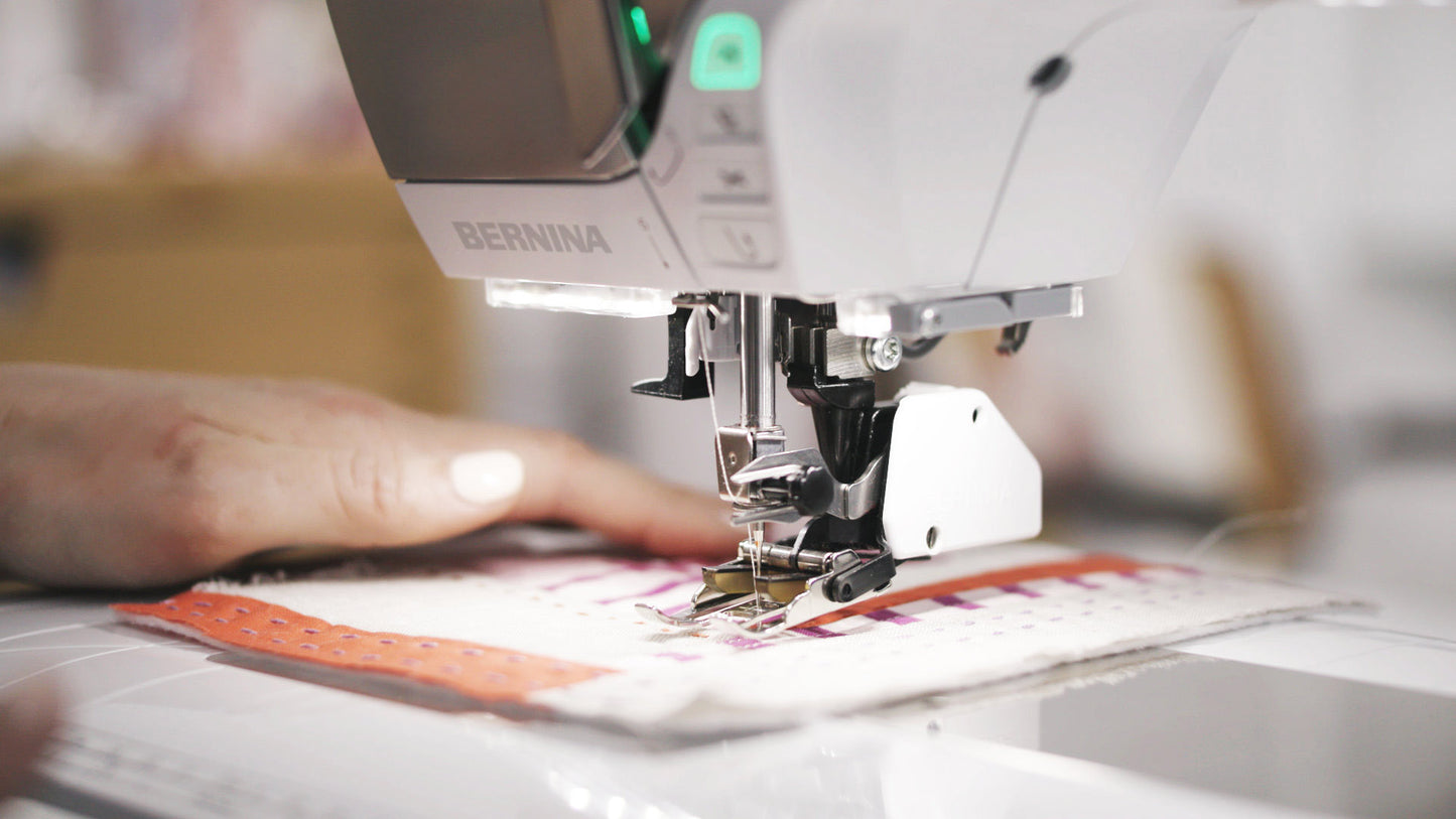 BERNINA 570 QE Sewing Machine