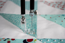 Load image into Gallery viewer, Handi Quilter HG10505 Handi Feet Square Feet (set of 2)