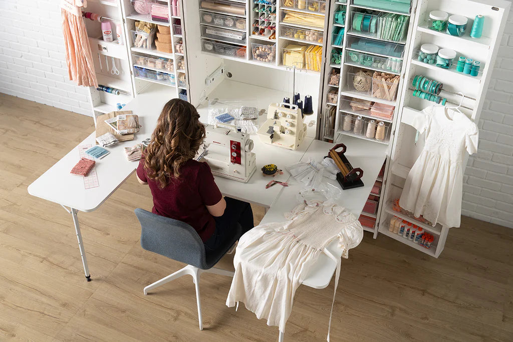 Brother CS7000X vs XR9550: Which Beginner Sewing Machine Is Right for You?