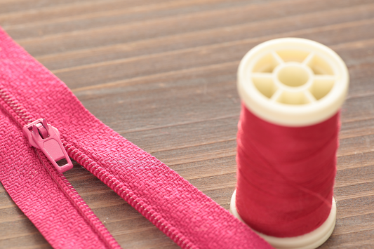 How to Sew a Zipper: A Beginner-Friendly Guide to Neat, Confident Results