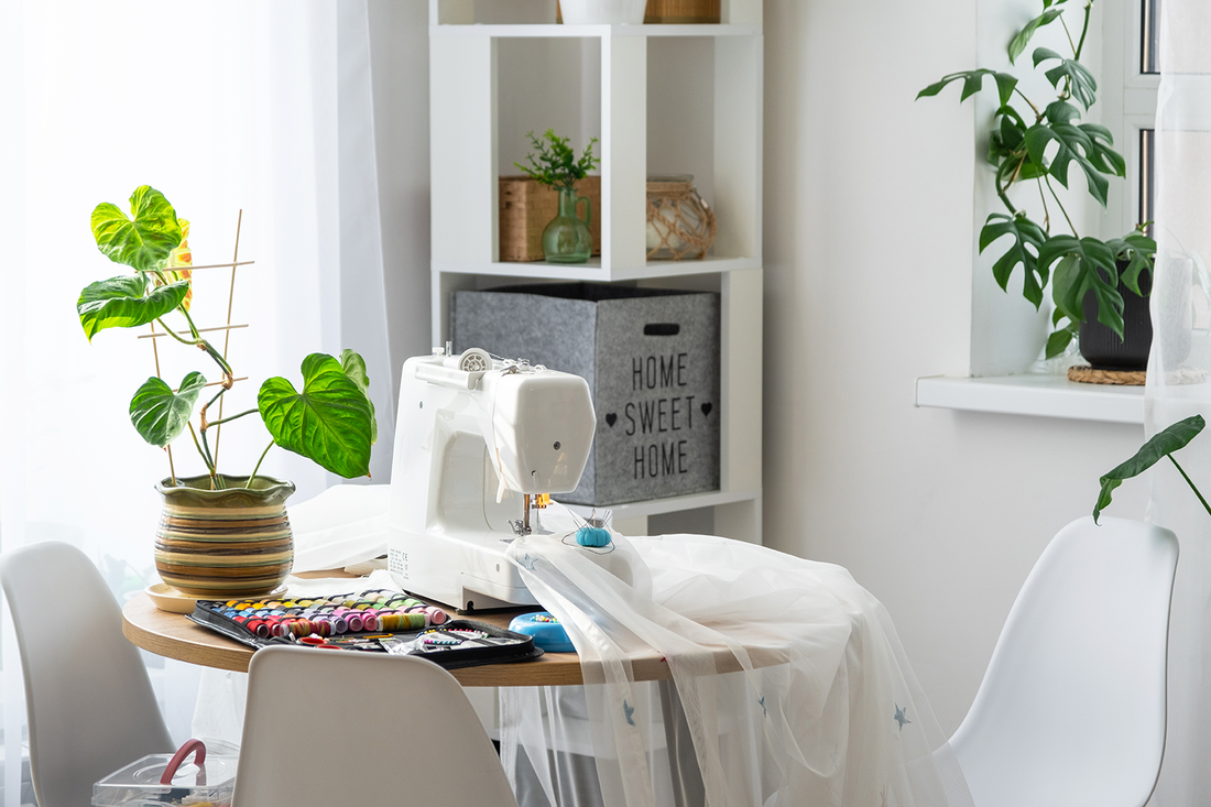 How to Set Up Your Sewing Space: A Beginner-Friendly Guide to Comfort, Organization, and Better Sewing