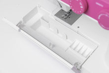 Load image into Gallery viewer, Janome 1522PG  Sewing Machines
