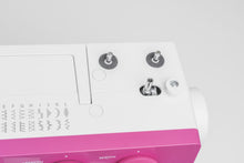 Load image into Gallery viewer, Janome 1522PG  Sewing Machines
