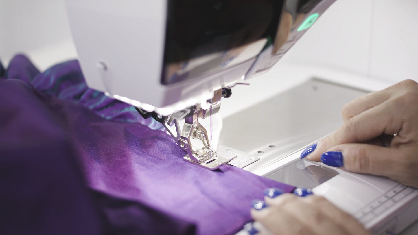 BERNINA 590 Sewing Machine