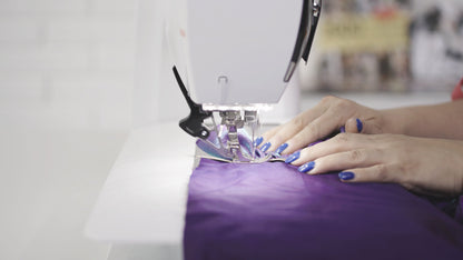BERNINA 590 Sewing Machine