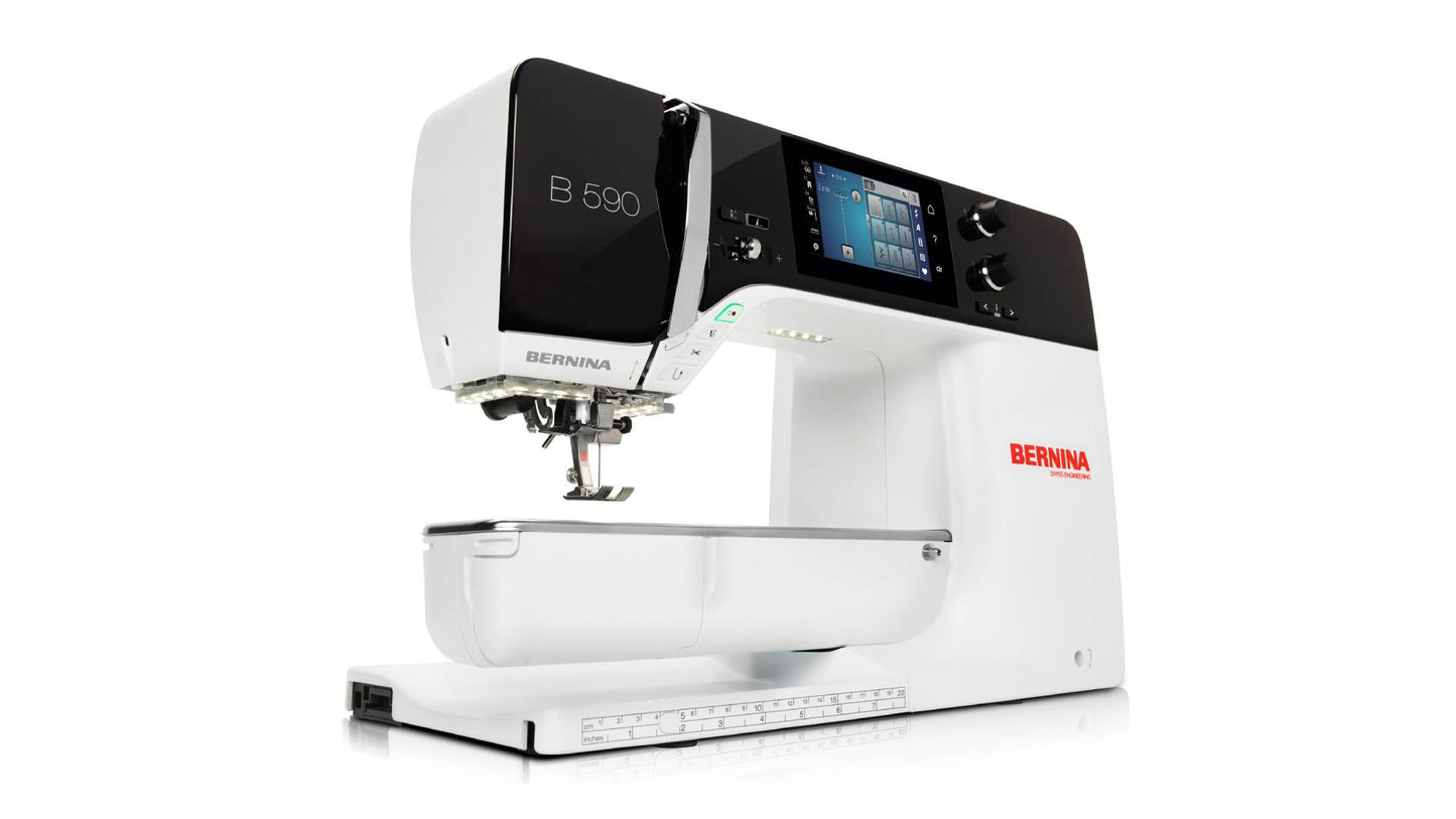 BERNINA 590 Sewing Machine
