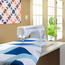 Load image into Gallery viewer, Brother BQ2500 Advanced Sewing &amp; Quilting Quilting &amp; Sewing Machiness
