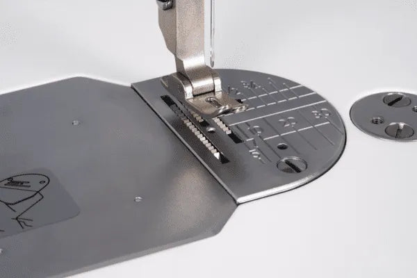 Janome HD9QC Professional