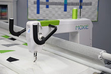 Load image into Gallery viewer, Handi Quilte QM09301 Moxie Moxie Machines
