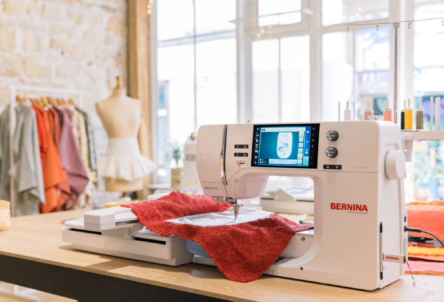BERNINA 700 PRO Quilting Machine