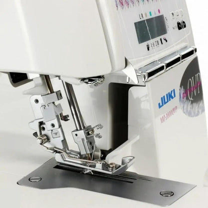 Juki MO-2000QVP Serger Machine