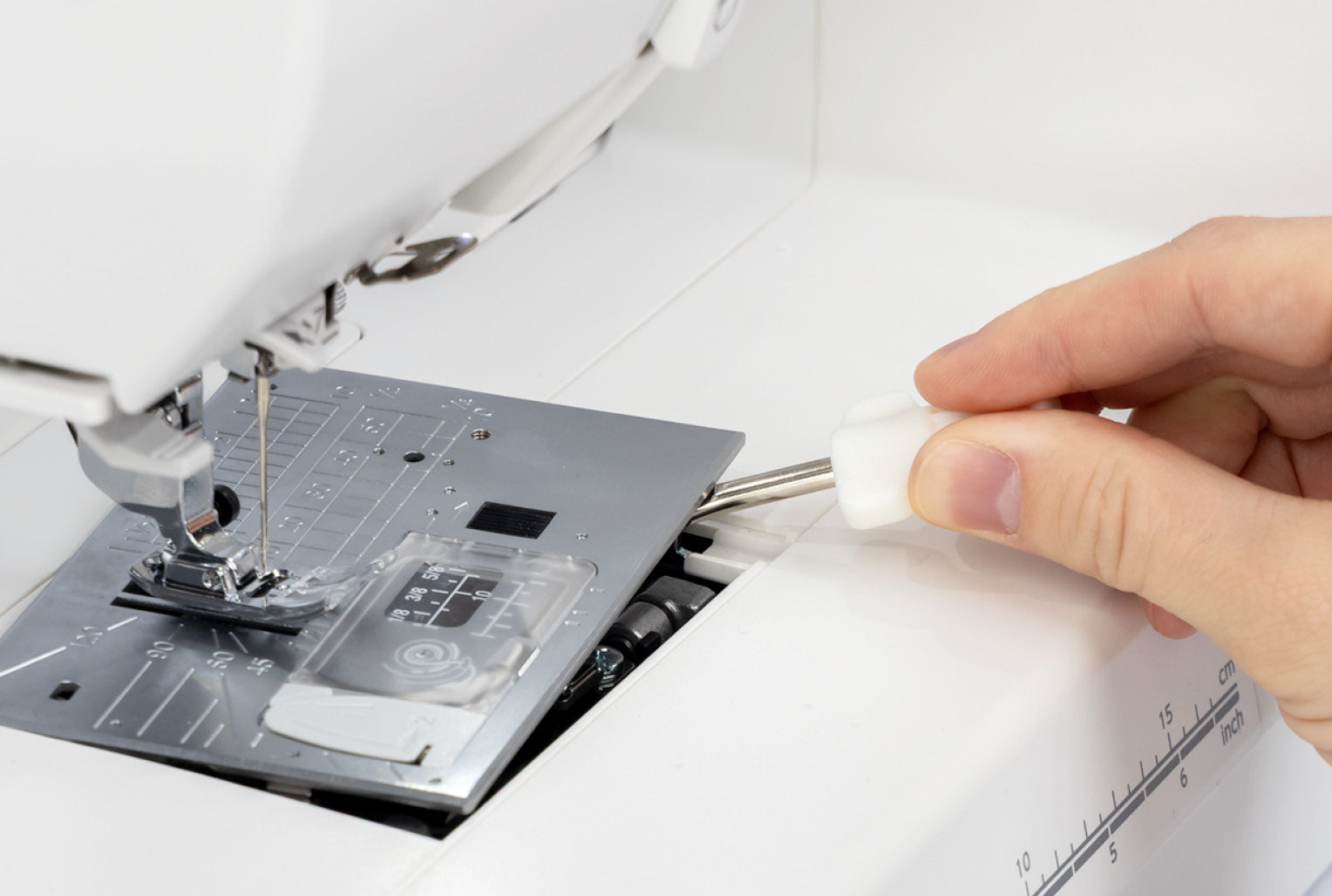 Janome Memory Craft 1000 Sewing & Embroidery Machine