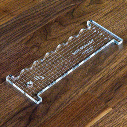 Handi Quilter HG00602 Mini Scallop Ruler