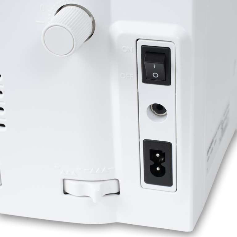 Janome Skyline 8 Sewing Machine