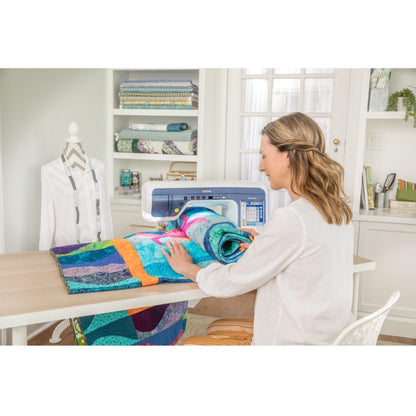 Brother VM5200 Essence Innov-ís VM5200 Embroidery Machine