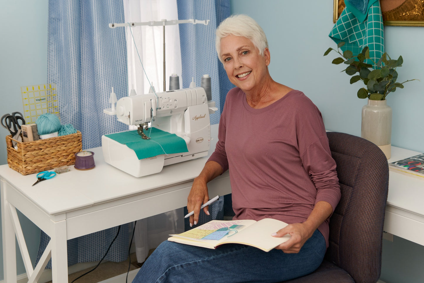 Baby Lock BLP6 Applaud Serger Machine