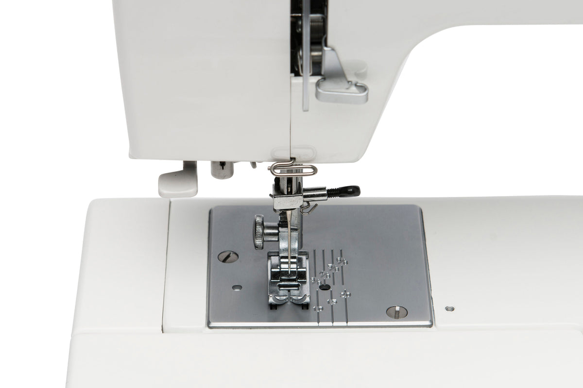 Janome HD1000  Sewing Machine image 4