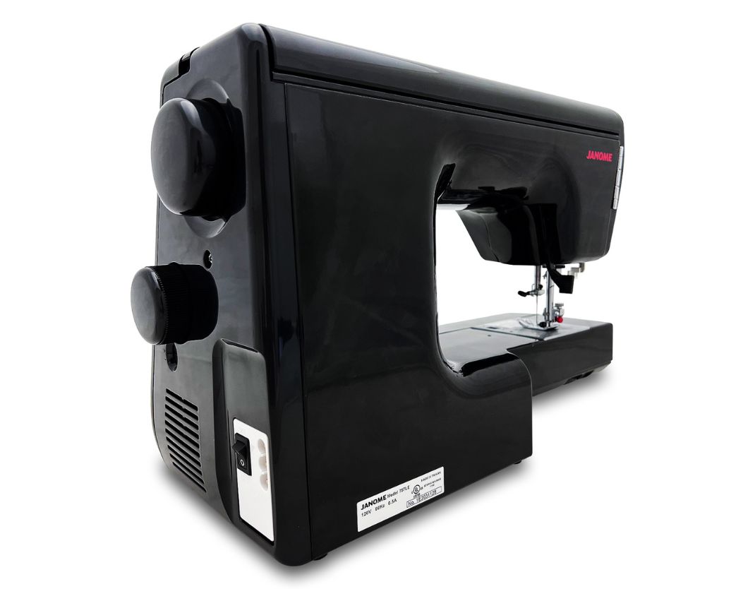 Janome HD5000BE  Sewing Machine