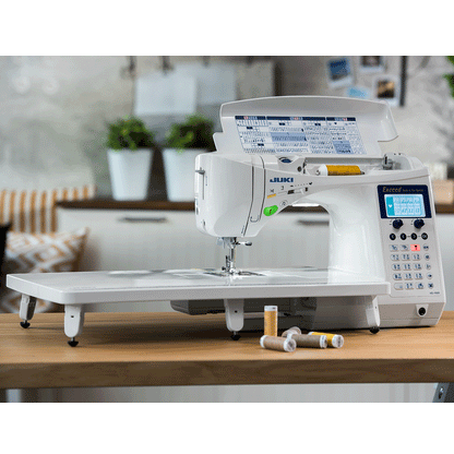 JUKI AMERICA HZL-F600 Exceed Series Sewing Machine with 225 Stitch Patterns and 4 Fonts