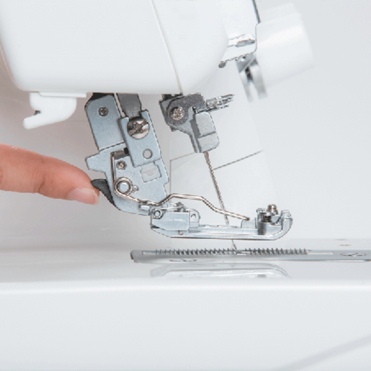 JUKI AMERICA MCS-1500 Specialized Chainstitch and Coverstitch Machine