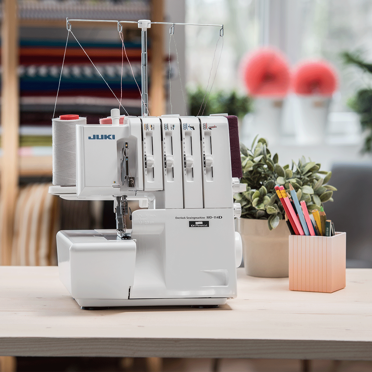JUKI AMERICA MO-114D 2/3/4 Thread Overlock with Differential Feed and Rolled Hem