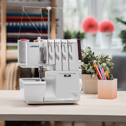 JUKI AMERICA MO-114D 2/3/4 Thread Overlock with Differential Feed and Rolled Hem