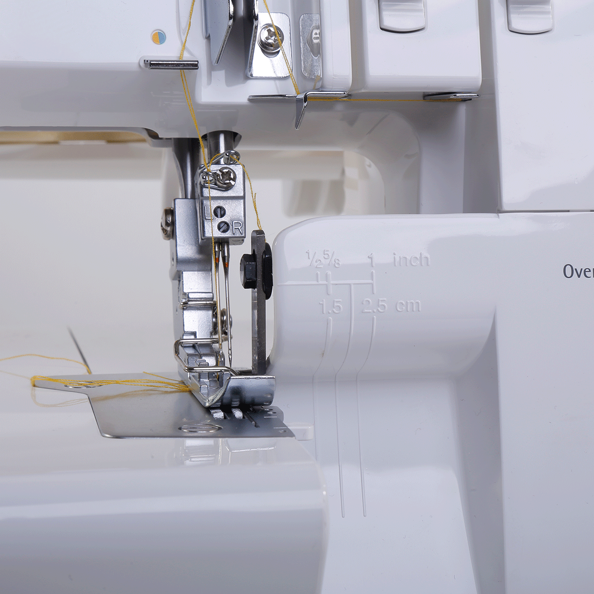 JUKI AMERICA MO-104D 2/3/4 Thread Overlock with Differential Feed and Rolled Hem